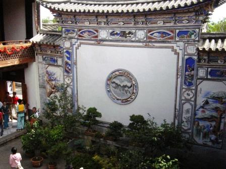 到云南大理喜洲古鎮吹吹風