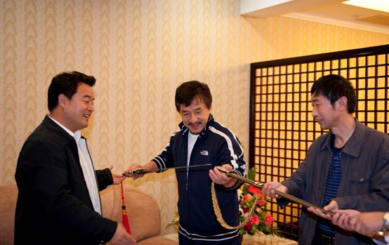 成龍武當(dāng)山拍戲 稱贊“武當(dāng)山為中國人爭了面子”