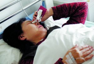 央視欄目錄制現(xiàn)場觀眾席垮塌八人骨折(組圖)