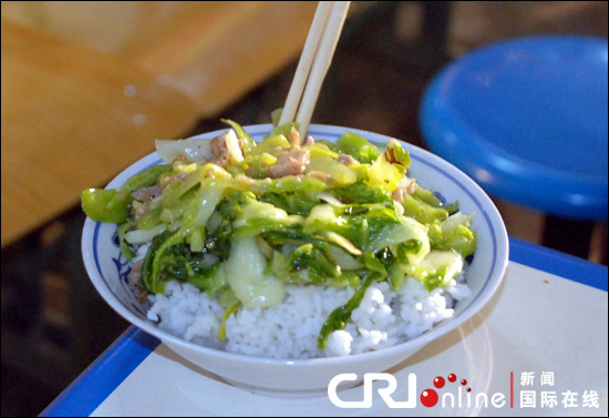 志愿者在山里學(xué)校的晚餐（組圖）