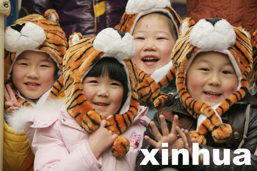 湖北：虎年臨近虎飾俏