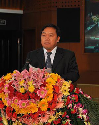 云南楚雄舉行“2010彝州商務考察行”活動