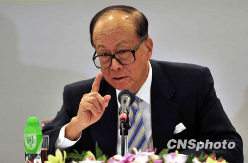 李嘉誠再度蟬聯香港首富 亞洲股神李兆基排第二