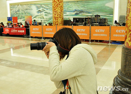 百家媒體云集政協首場新聞發布會