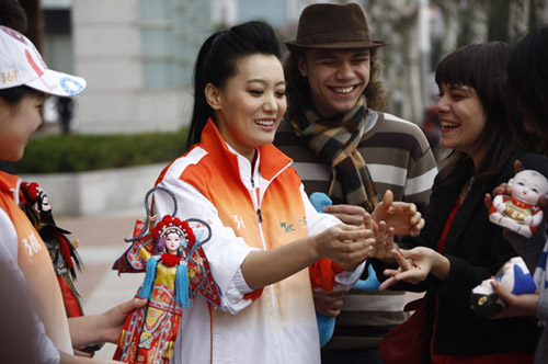 世博會志愿者主題歌MV在滬拍攝