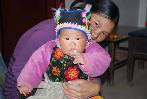 羌女出生：集萬千關愛于一身