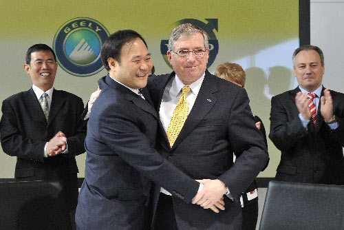 中國吉利與美國福特汽車公司簽收購沃爾沃協(xié)議