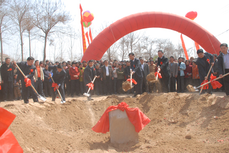 知名企業家程道興捐資數千萬元建設新農村