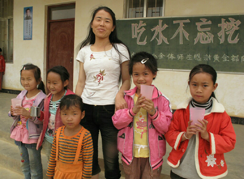 云南武警黃金部隊(duì)抗旱打井紀(jì)實(shí)：吃水不忘挖井人