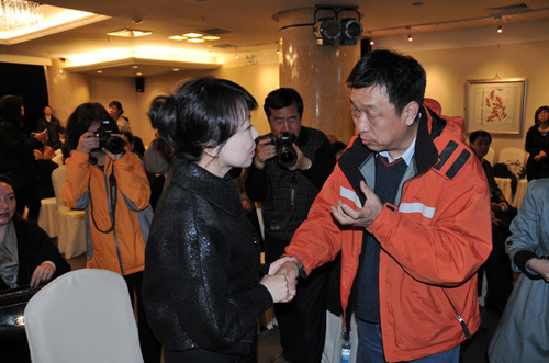 中國攝影著作權協會為玉樹賑災舉行作品義賣會