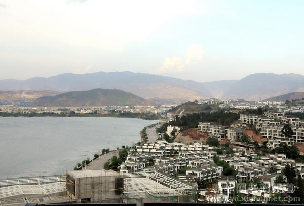 云南大理洱海“填湖”建別墅事件追蹤