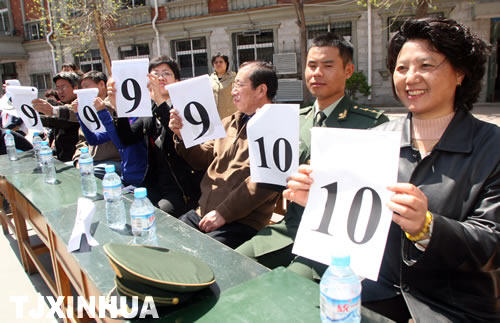 勞動小能手 快樂過“五一”