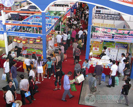 昆交會即將閉幕 顧客“抓尾巴”瘋狂掃貨