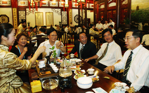 第六屆APEC中小企業(yè)技展會(huì)在榕開幕