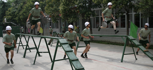 許昌消防鐵軍大“比武” 百名官兵賽場勇爭第一