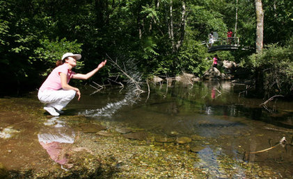 京郊避暑勝地玉渡山夏日激情戲水(圖)