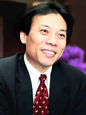 唐駿“學(xué)歷門(mén)”風(fēng)波愈演愈烈 相關(guān)方竟集體勘誤
