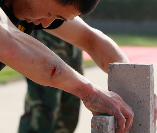 河南傾力打造中原消防鐵軍