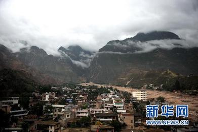 大雨致舟曲災區再發泥石流 生命線兩舟公路再中斷