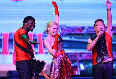 新東城文藝演出 區(qū)干部集體亮相