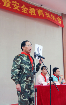 漯河兩千余名小學生開學第一課學消防知識