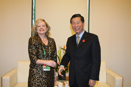 中國證監(jiān)會(huì)主席尚福林會(huì)見國際證監(jiān)會(huì)主席Jane Diplock