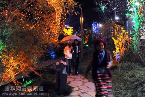 香格里拉夜色美