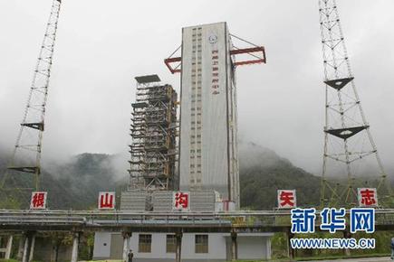 探月工程總設(shè)計(jì)師揭秘嫦娥二號(hào):從繞月到落月的橋梁