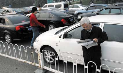 中科院專家：中國15座城市因擁堵每天損失近10億