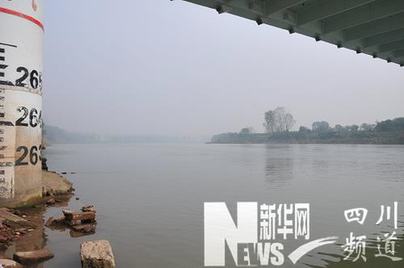 嘉陵江進入枯水期