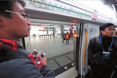 “嘗鮮”北京地鐵大興線:9站點組成藝術(shù)長廊