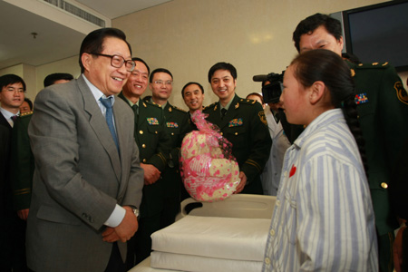 中國最大“扶貧救心”介入診療基地在武警總醫院落成