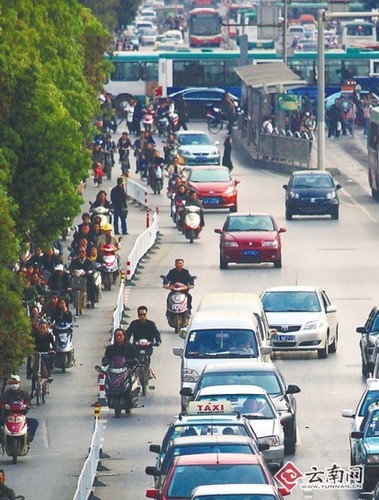 電動(dòng)自行車事故發(fā)生率居昆明各類交通事故首位