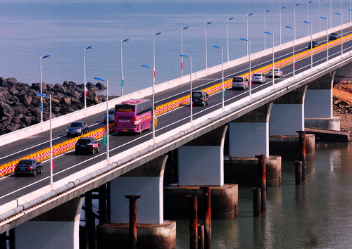 平潭海峽大橋通車　結束輪渡進出海島歷史