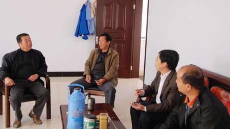 南陽臥龍供電分局走進企業 增進溝通理解