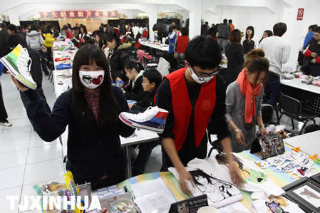 “孵化創業夢想”首個大學生創業街開張納客