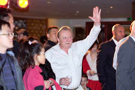 天津喜來(lái)登酒店年度慈善晚宴 募集善款8萬(wàn)余元