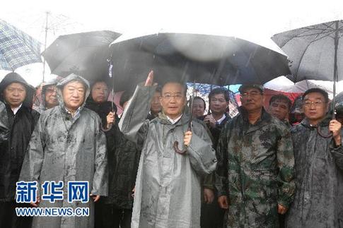 與人民在一起——中國領導人的一年足跡