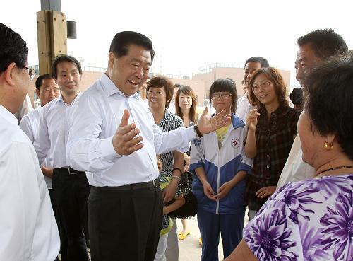 與人民在一起——中國領導人的一年足跡