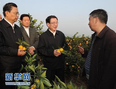 與人民在一起——中國領(lǐng)導(dǎo)人的一年足跡