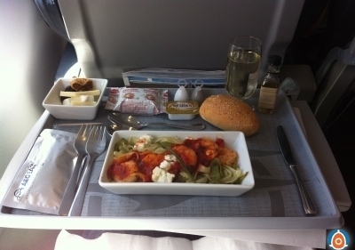 飛機上也有美食！看看各航空公司飛機餐