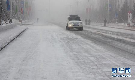 “極點”漠河遇嚴(yán)寒 呼倫貝爾挑戰(zhàn)天氣極限