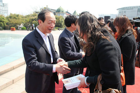 南通紀(jì)念愛國衛(wèi)生運(yùn)動(dòng)60周年活動(dòng)啟動(dòng)