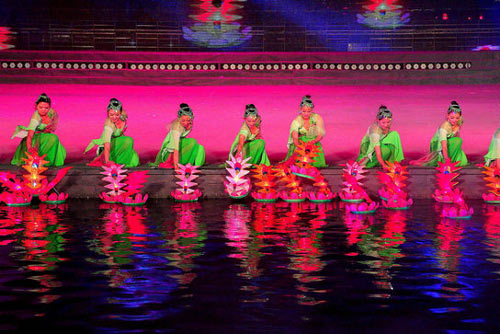 中國(guó)泰州:第四屆水城水鄉(xiāng)國(guó)際旅游節(jié)隆重開(kāi)幕