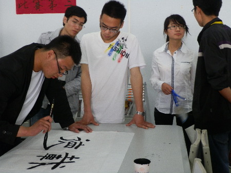 河南十高校書法愛好者情系翰緣 墨舞體院