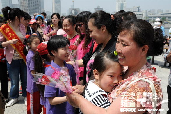 天津：低保、單親、外來務工子女圓夢母親節