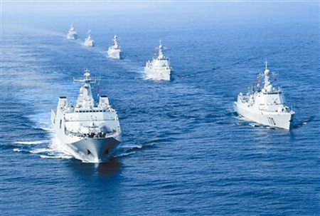 中國(guó)海軍國(guó)產(chǎn)新一代戰(zhàn)艦密集下水 快速形成戰(zhàn)力