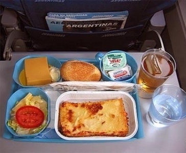 飛機餐也美味 實拍各國航空公司美味飛機餐