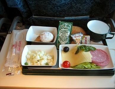 飛機(jī)餐也美味 實(shí)拍各國(guó)航空公司美味飛機(jī)餐