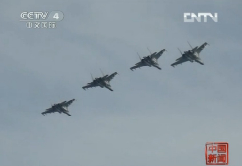 實(shí)拍：中國空軍殲11戰(zhàn)機(jī)對抗空戰(zhàn)(組圖)